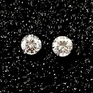 5MM CZ Stud Earrings!